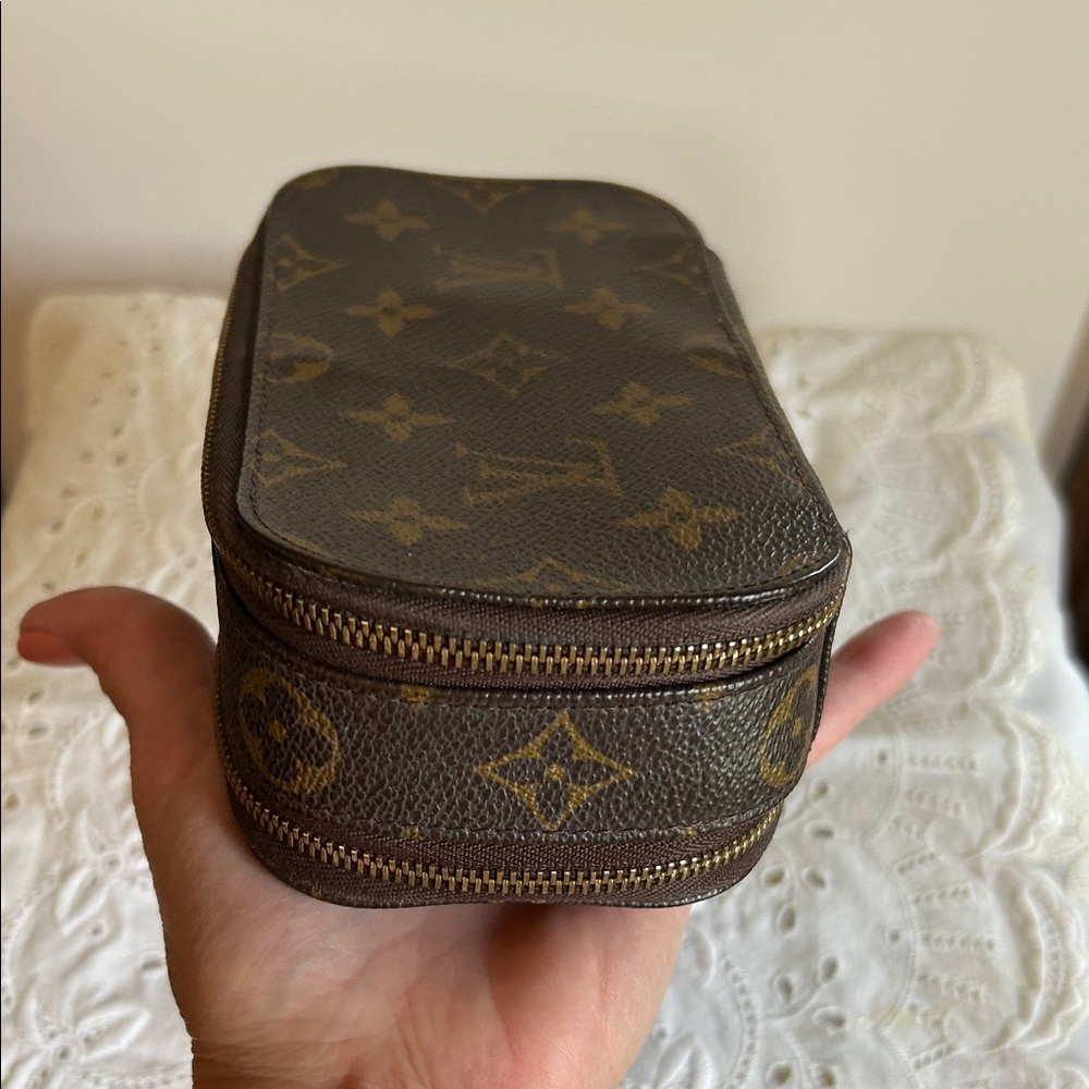 Louis Vuitton Brown Monogram Canvas Double Zip Pouch - Picture 5 of 13
